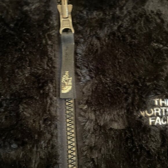 The North Face Girls' Reversible Mossbud Jacket in Black, Size Medium - Picture 4 of 9